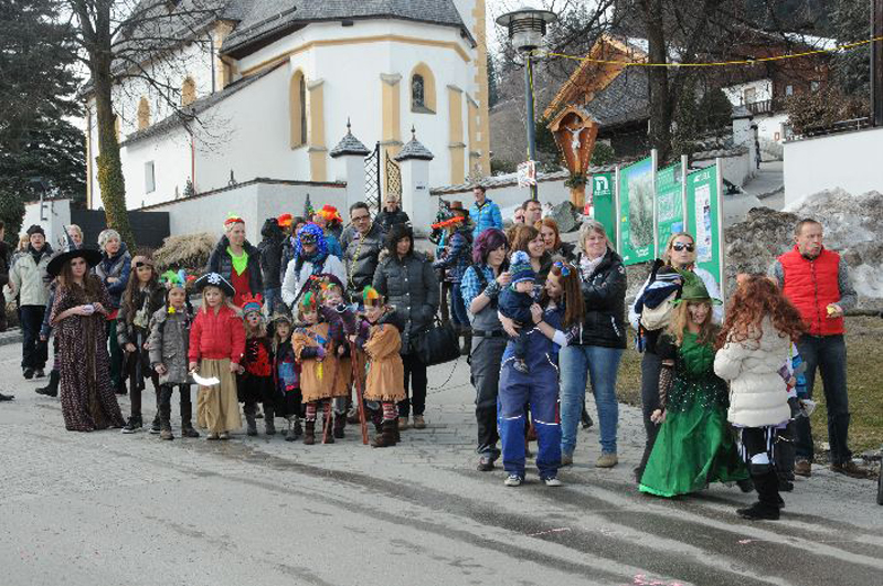 Faschingsdienstagsumzug in Nußdorf