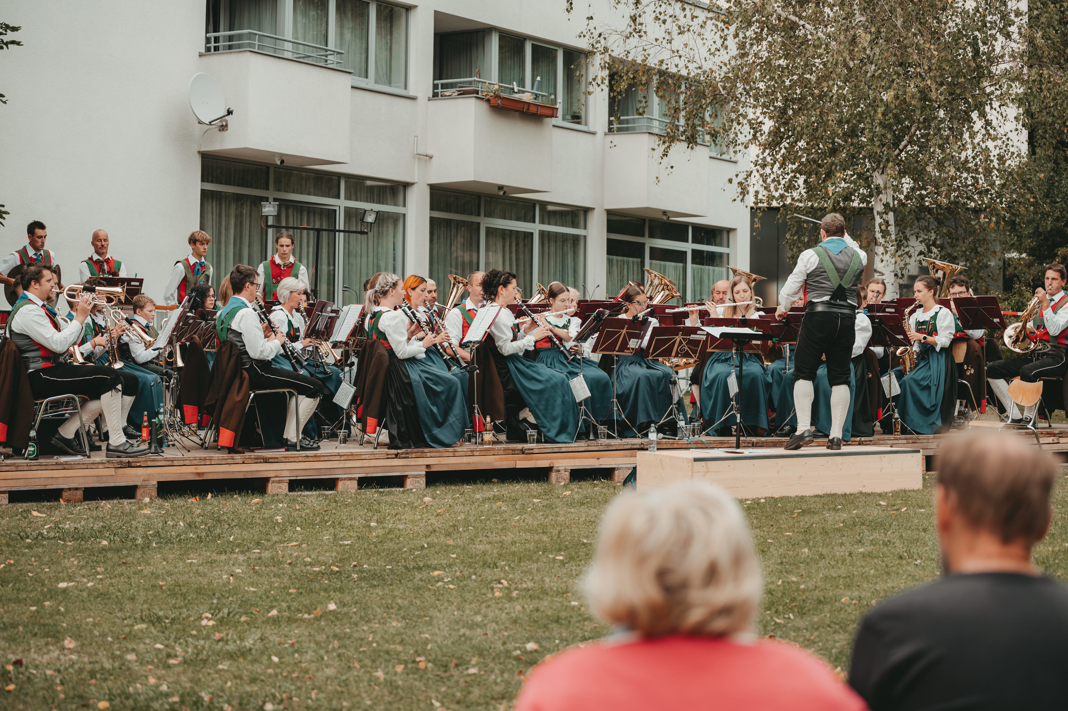 Sommernachtskonzert im Pfarrpark Debant Sommernachtskonzert im Pfarrpark Debant