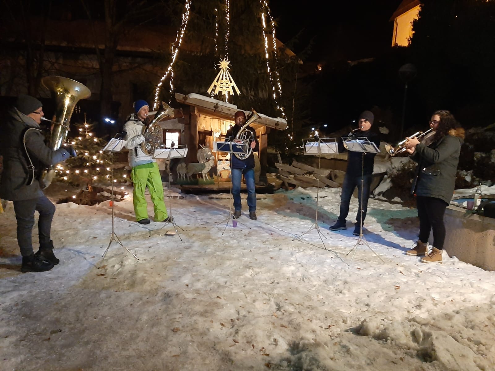 Weihnachtsgruß unserer Bläsergruppe Weihnachtsgruß unserer Bläsergruppe