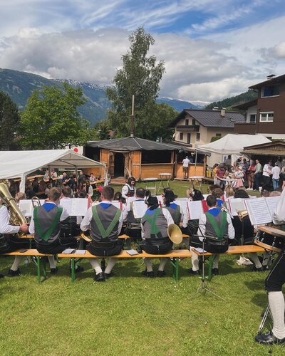 2024 Maibaumverlosung Debant